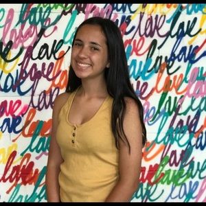 Meet your Posher, Hailey